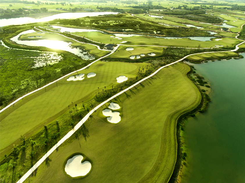 West Lake Golf & Villas
